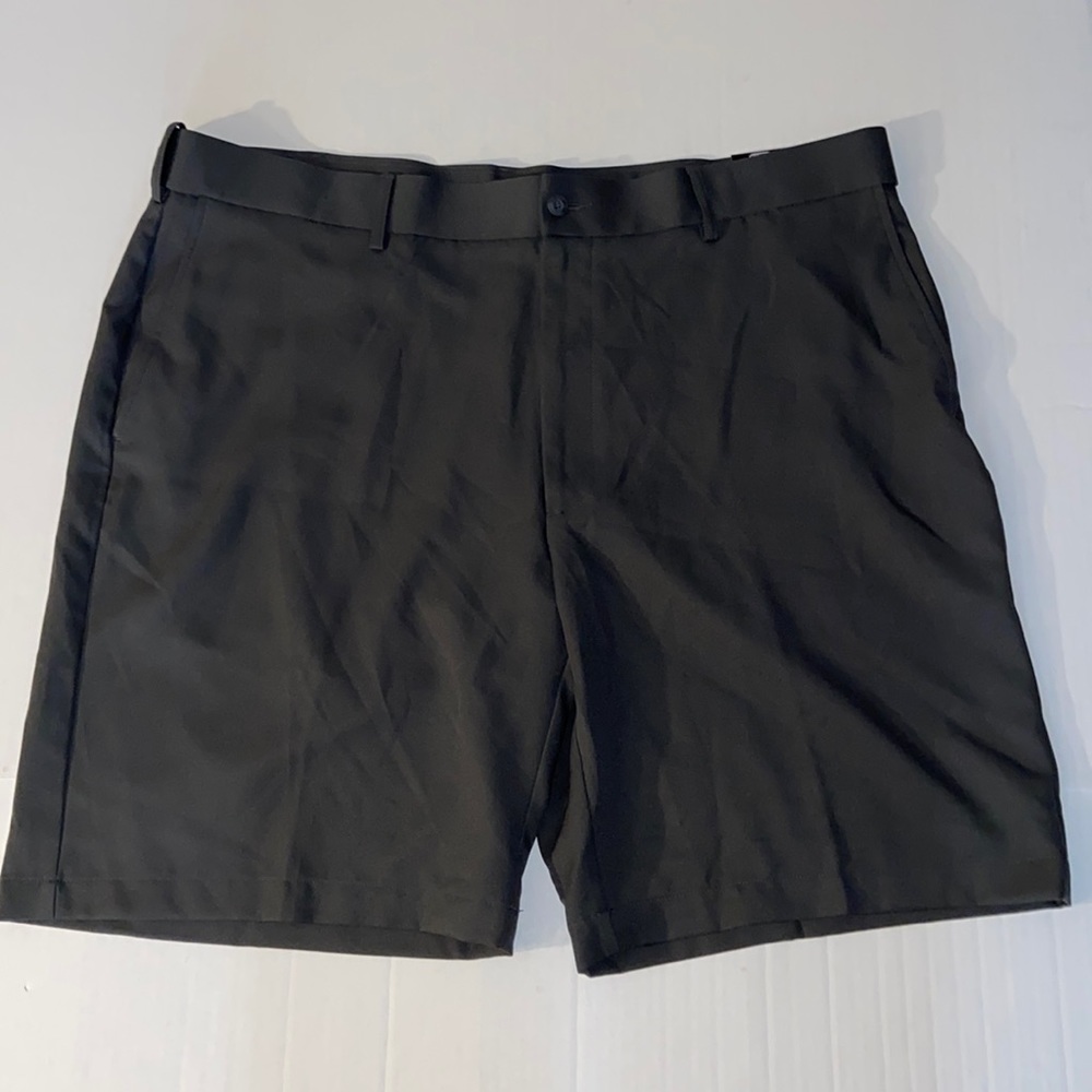 PGA Tour Men’s Size 42 Polyester Golf Shorts